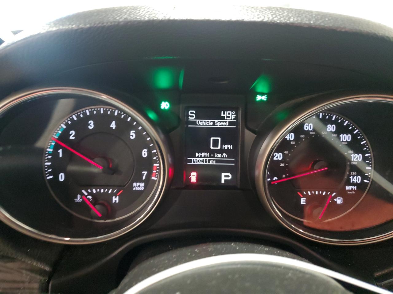 2012 Jeep Grand Cherokee - Image 9
