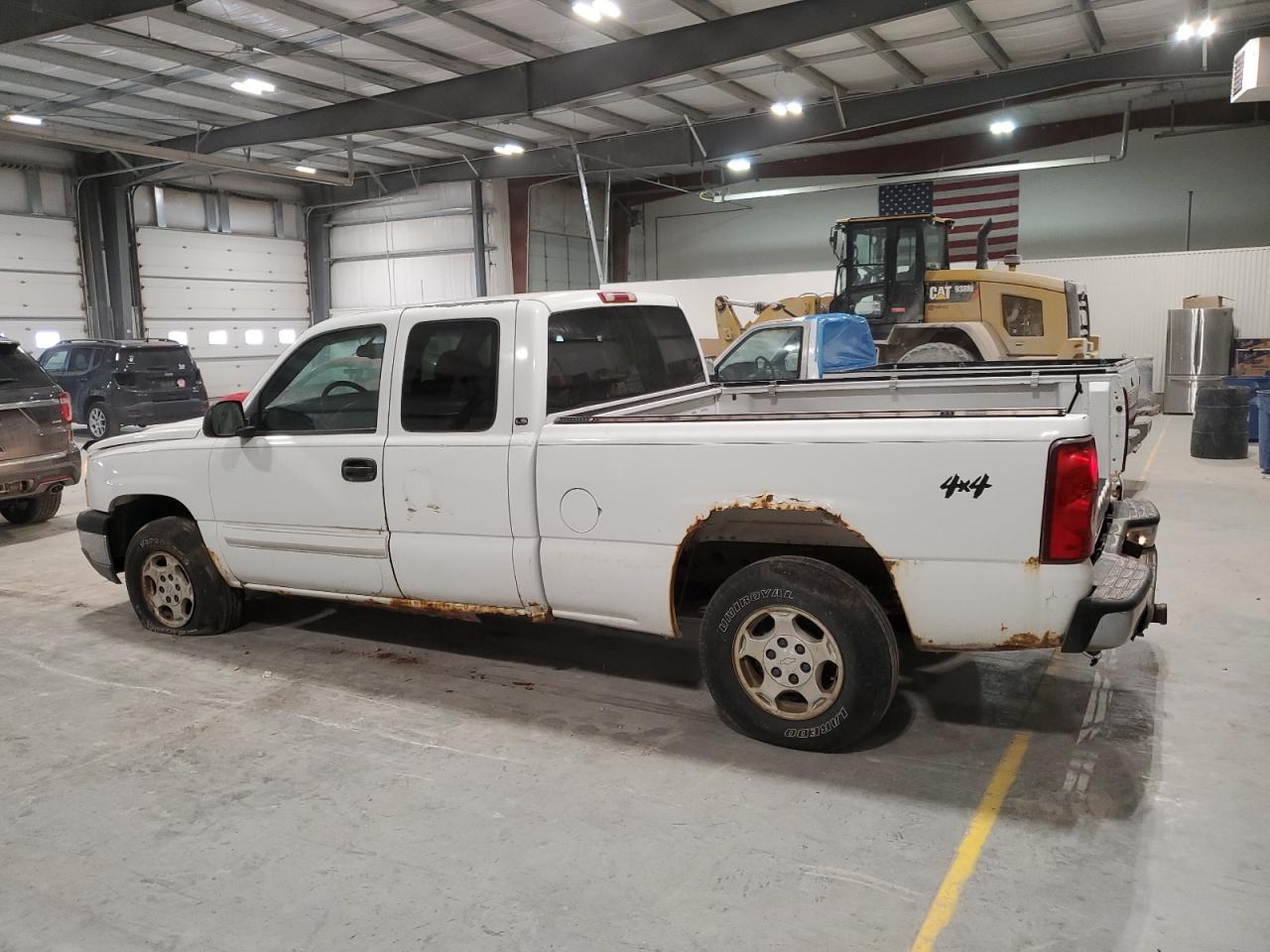 2003 Chevrolet Silverado - Image 2