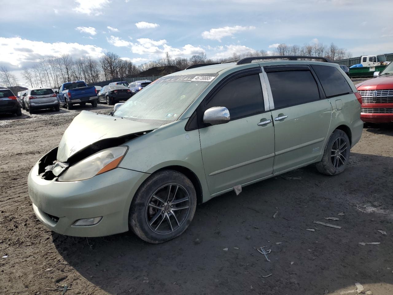 2006 Toyota Sienna - Image 1