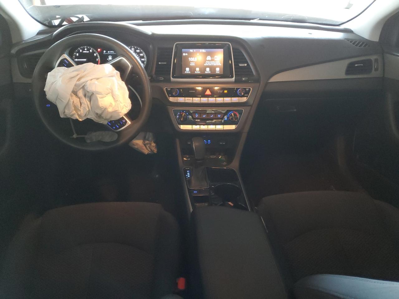 2019 Hyundai Sonata - Image 8