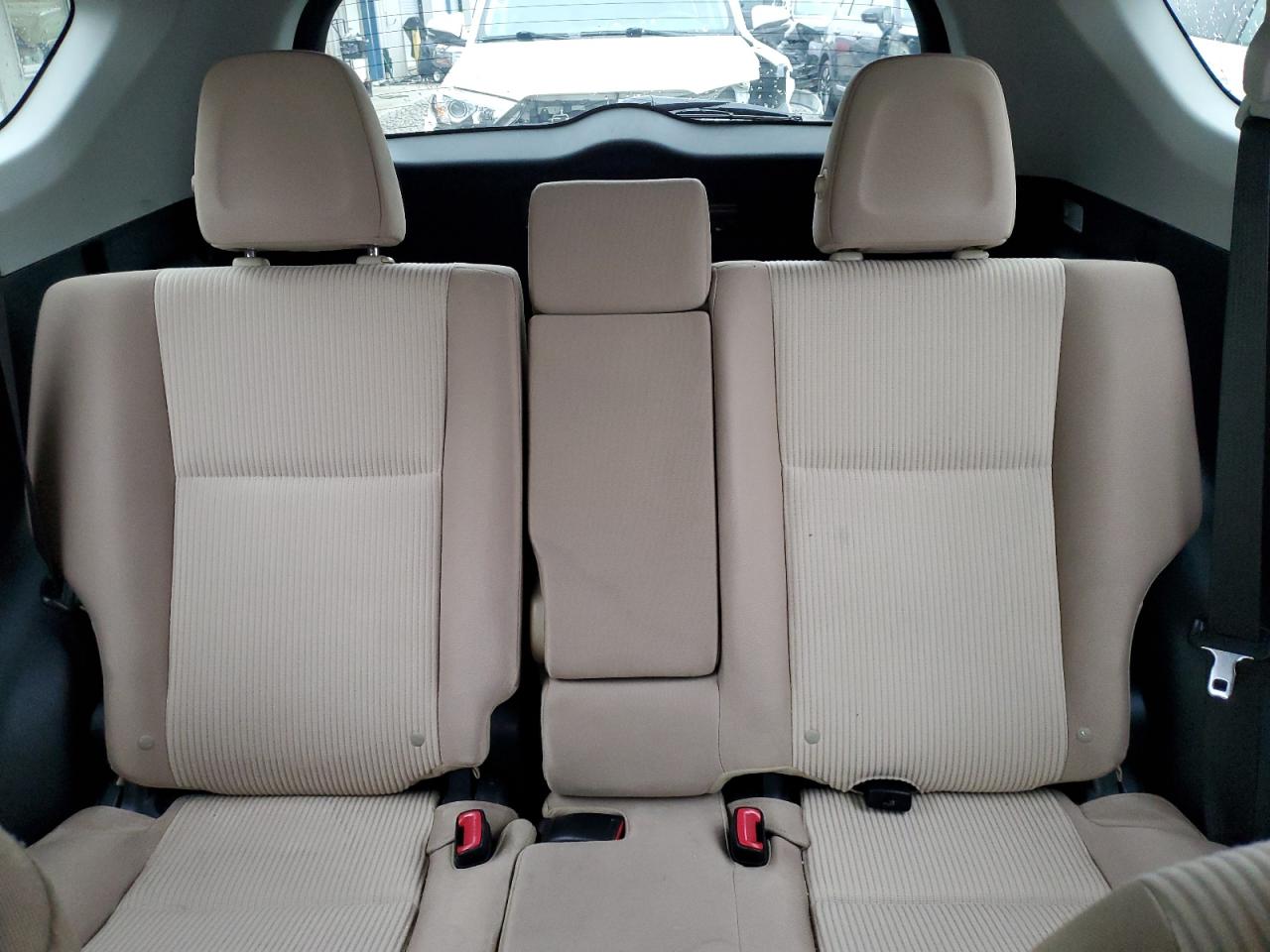 2013 Toyota RAV 4 - Image 10