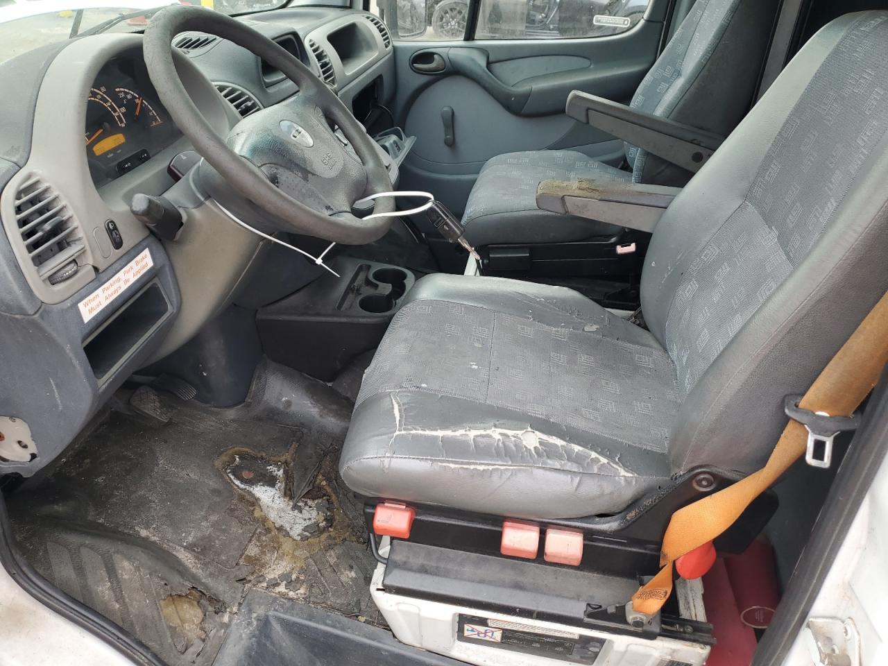 2005 Dodge Sprinter - Image 7