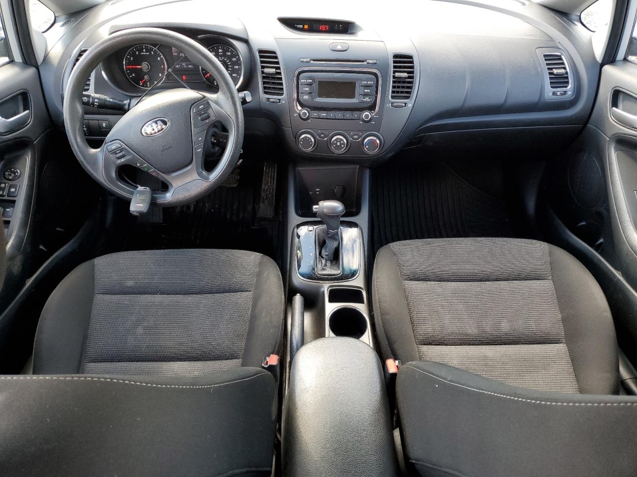 2017 Kia Forte - Image 8