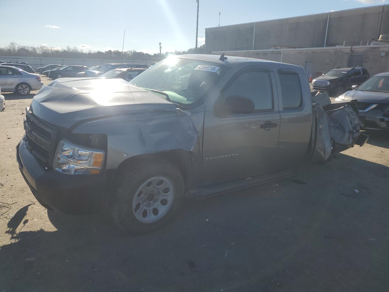 2009 Chevrolet Silverado - Image 1