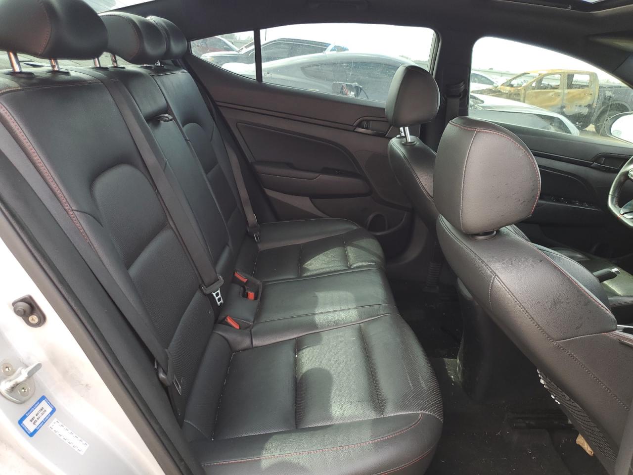 2018 Hyundai Elantra - Image 10