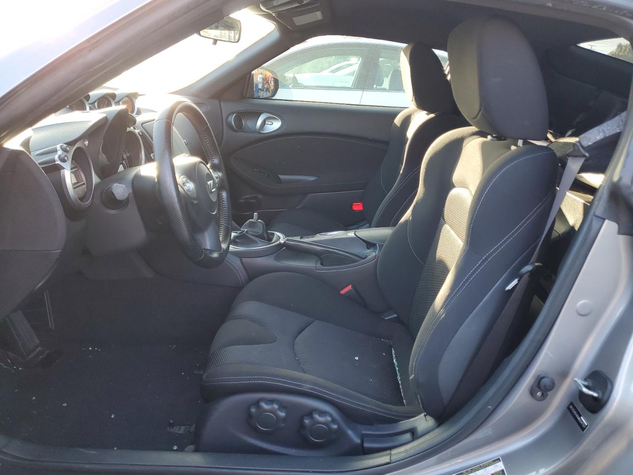 2010 Nissan 370Z - Image 7