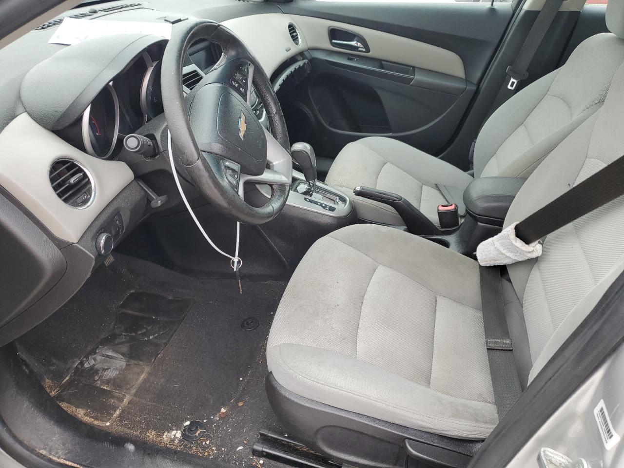 2014 Chevrolet Cruze - Image 7