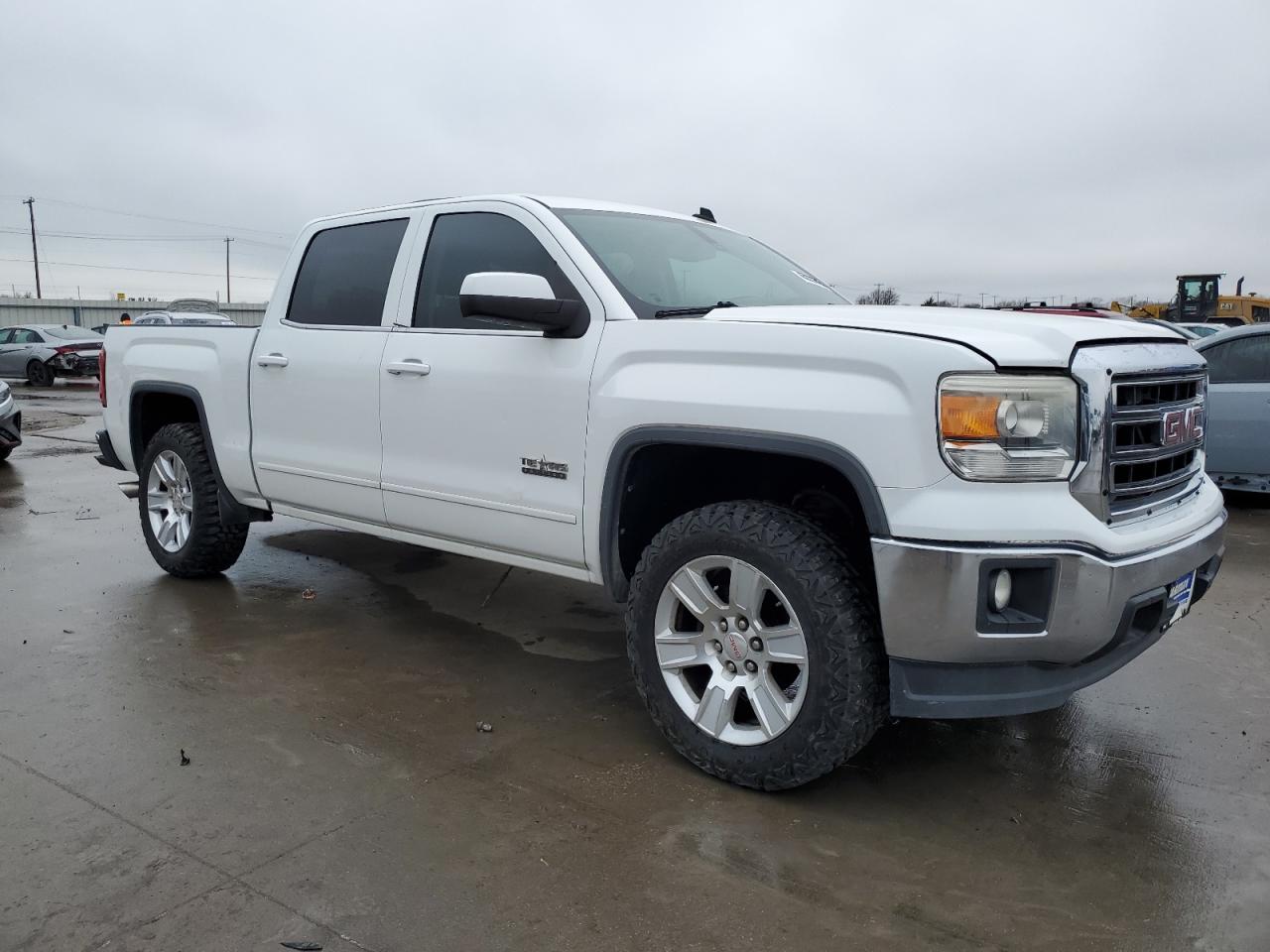 2014 GMC Sierra - Image 4