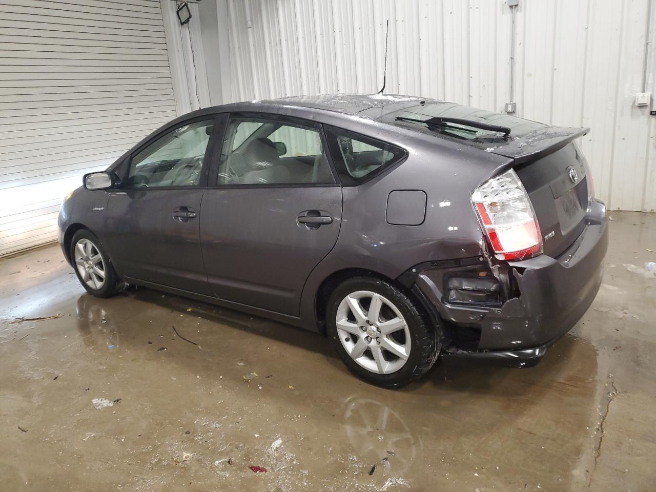 2007 Toyota Prius - Image 2