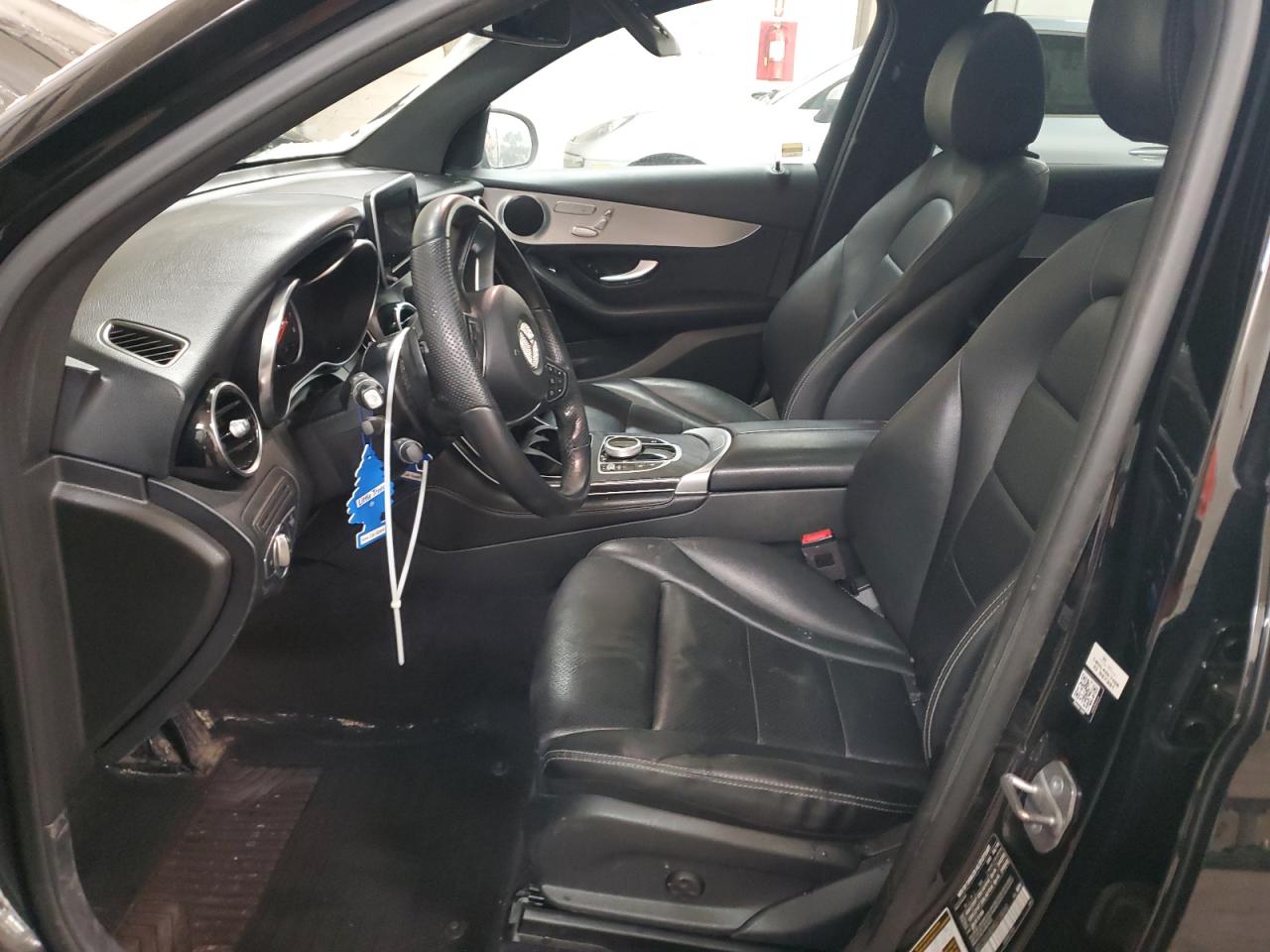 2019 Mercedes-Benz GLC - Image 7