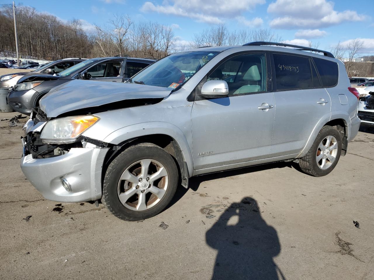 2010 Toyota RAV 4 - Image 1