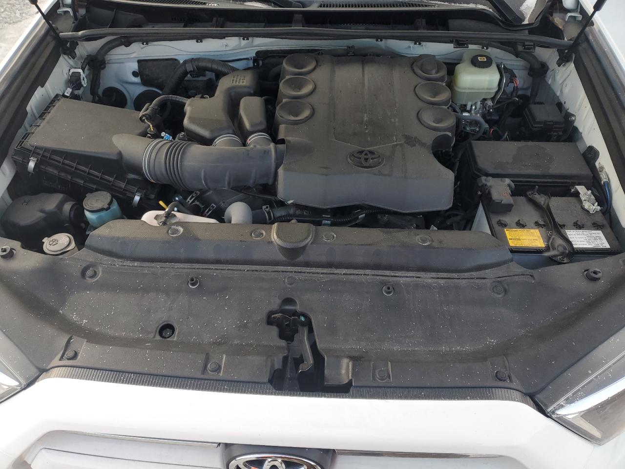 2022 Toyota 4Runner - Image 11