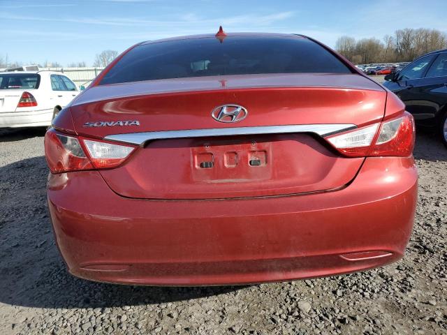  HYUNDAI SONATA 2013 Красный
