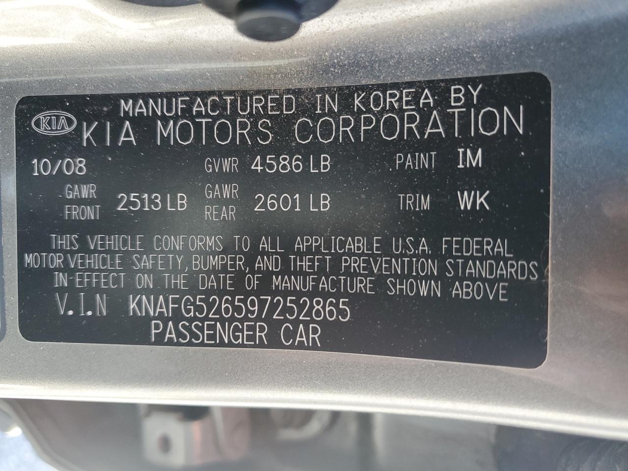 2009 Kia Rondo - Image 13