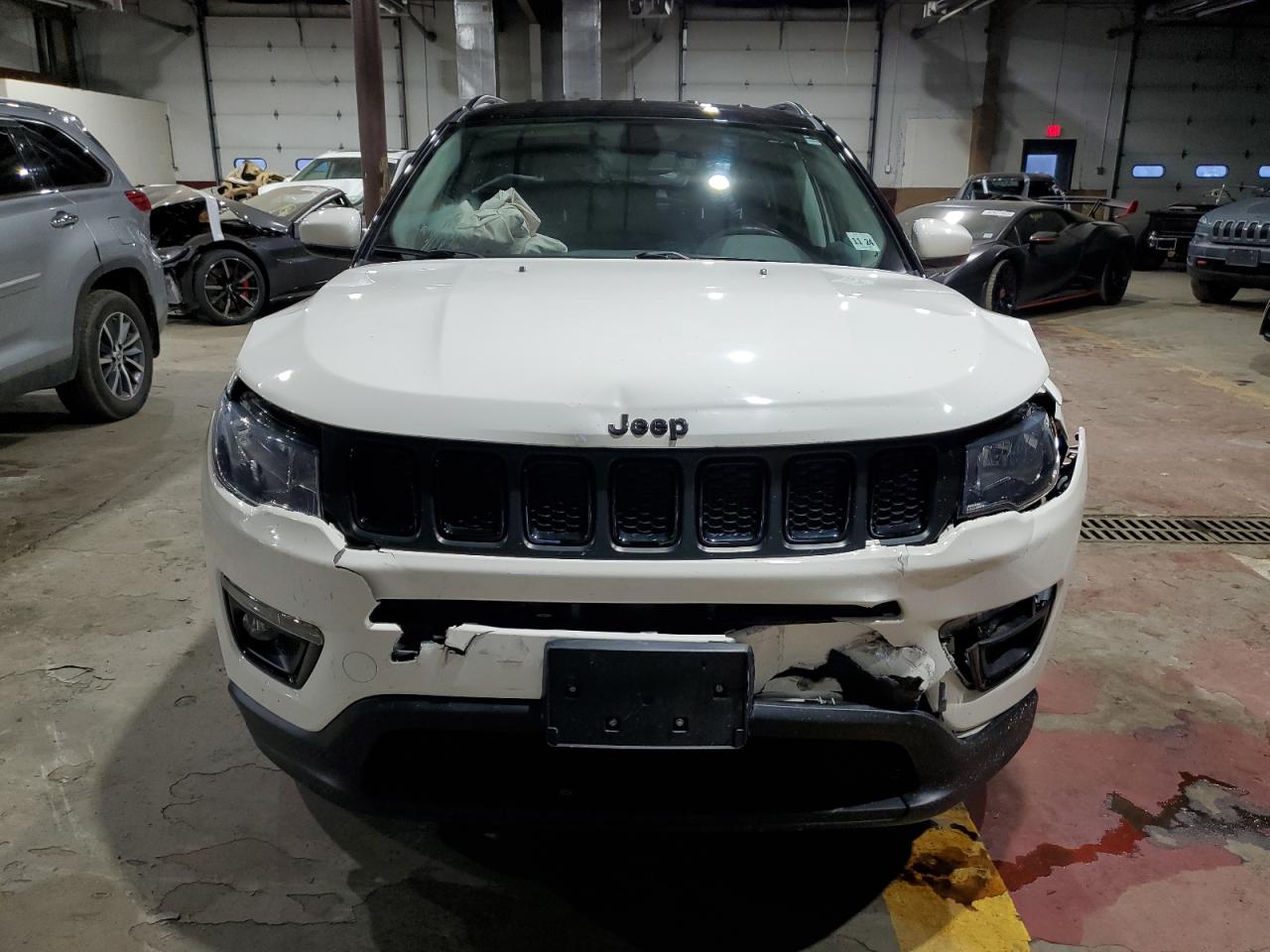 2020 Jeep Compass - Image 5