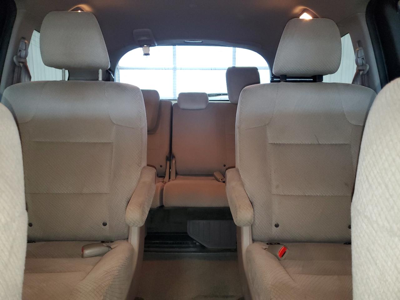 2016 Honda Odyssey - Image 10