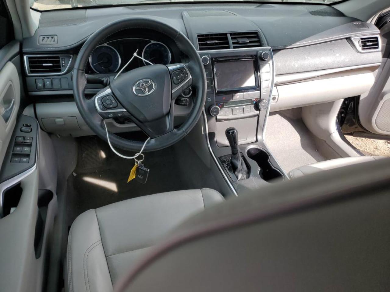 2015 Toyota Camry - Image 8