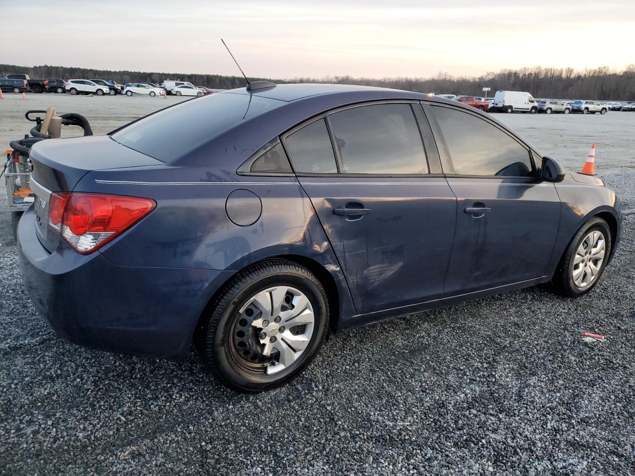 2015 Chevrolet Cruze - Image 3