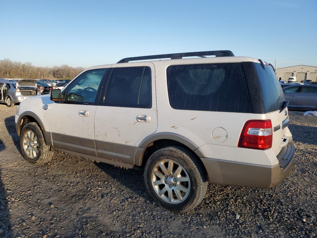 2011 Ford Expedition - Image 2