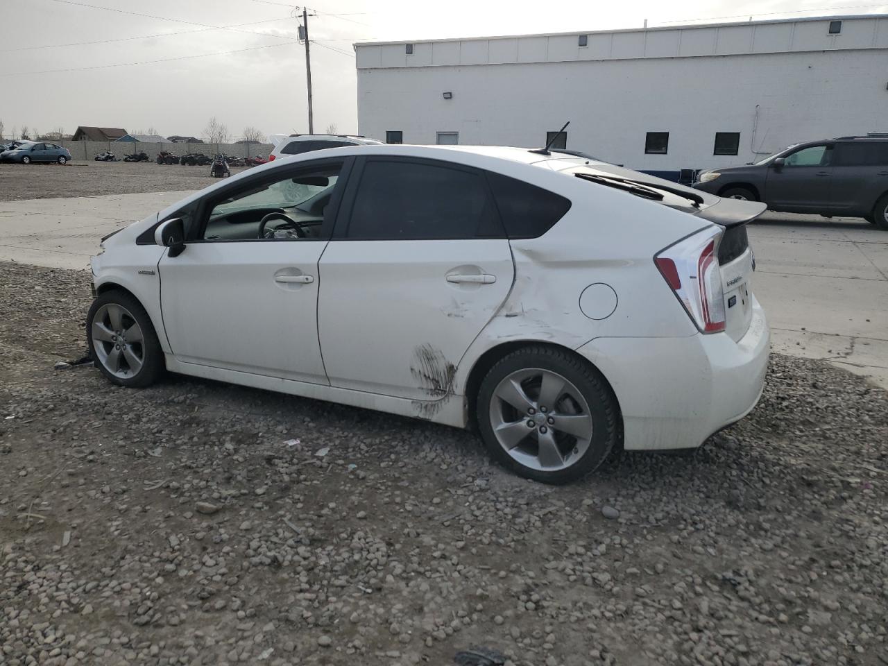 2013 Toyota Prius - Image 2
