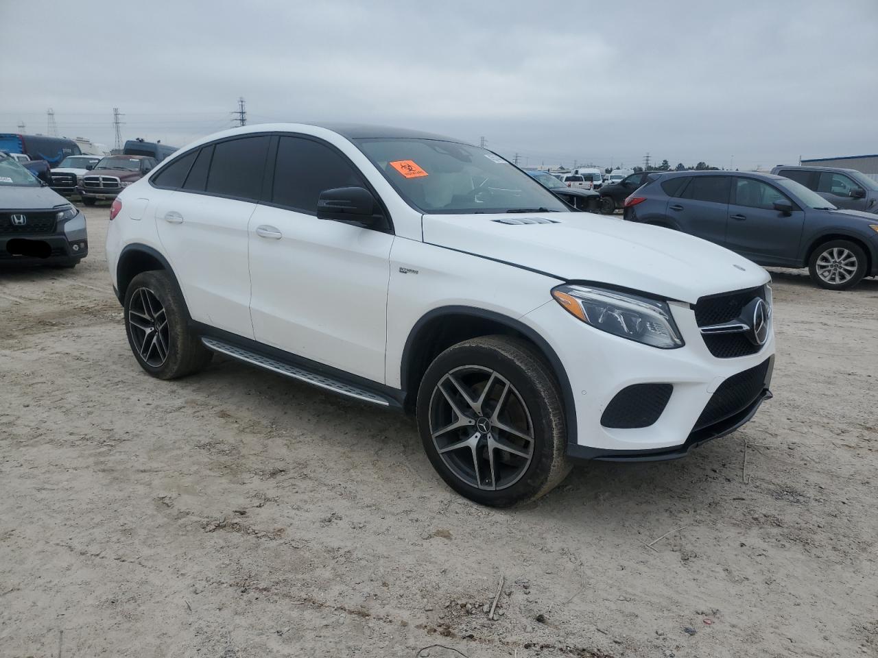 2019 Mercedes-Benz GLE - Image 4