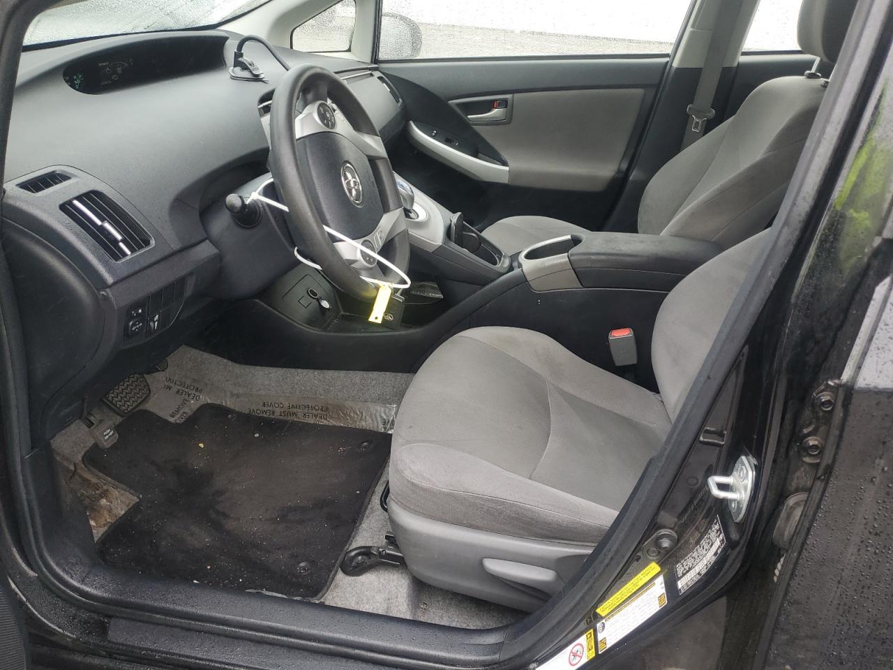 2014 Toyota Prius - Image 7