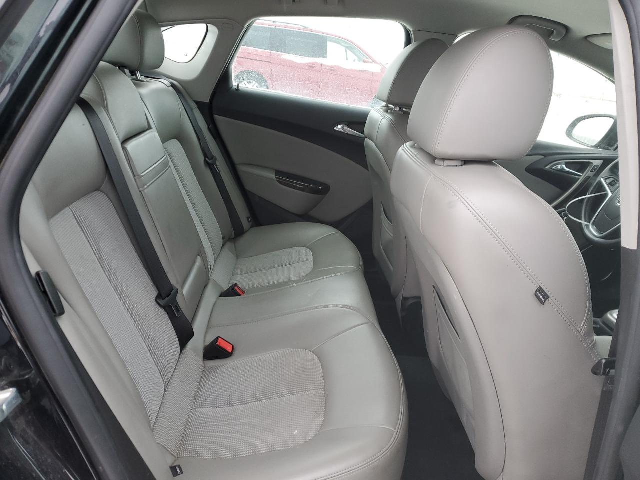 2013 Buick Verano - Image 10