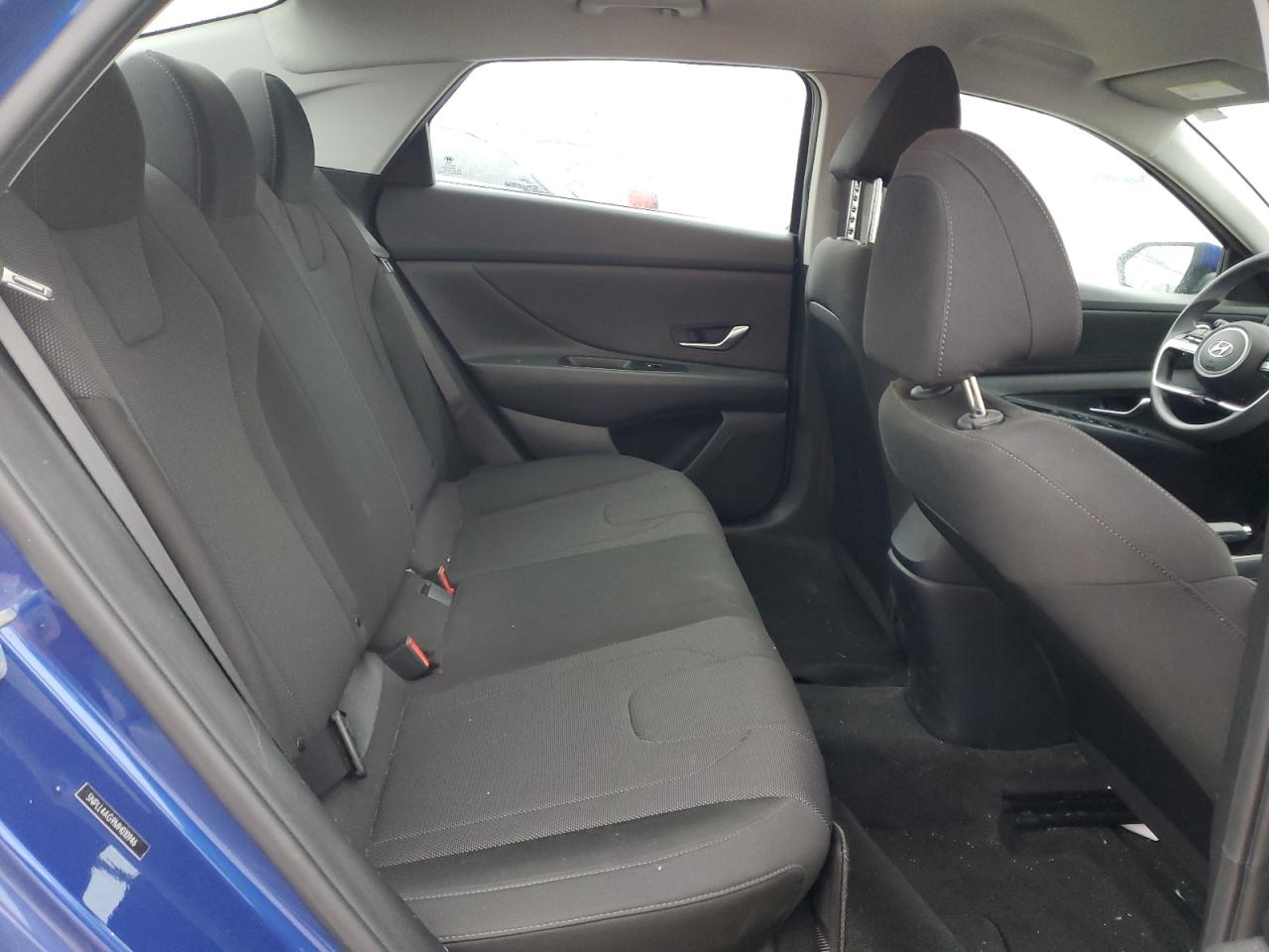 2021 Hyundai Elantra - Image 10