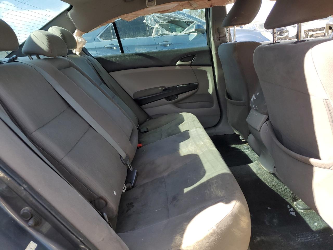 2012 Honda Accord - Image 10