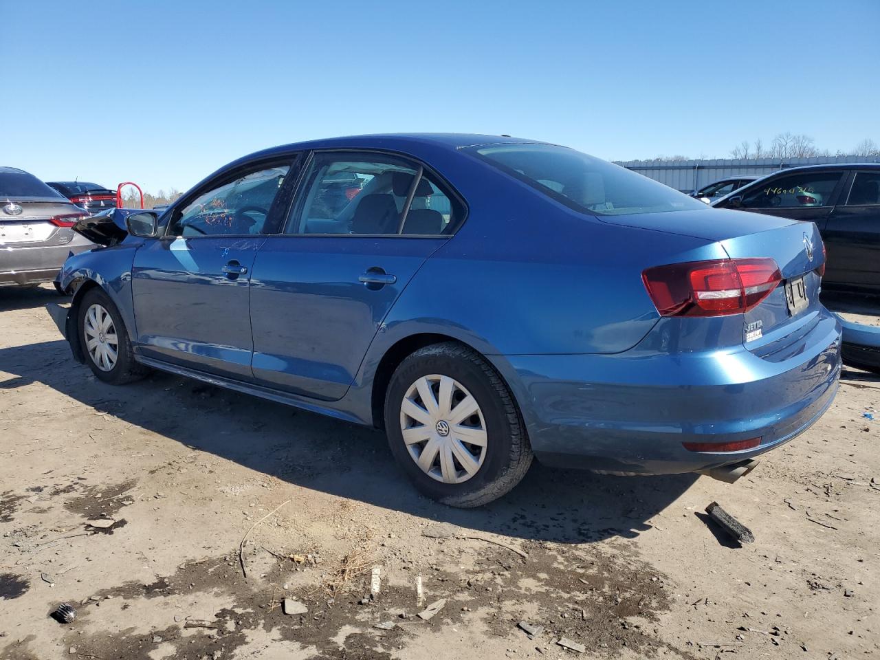 2016 Volkswagen Jetta - Image 2
