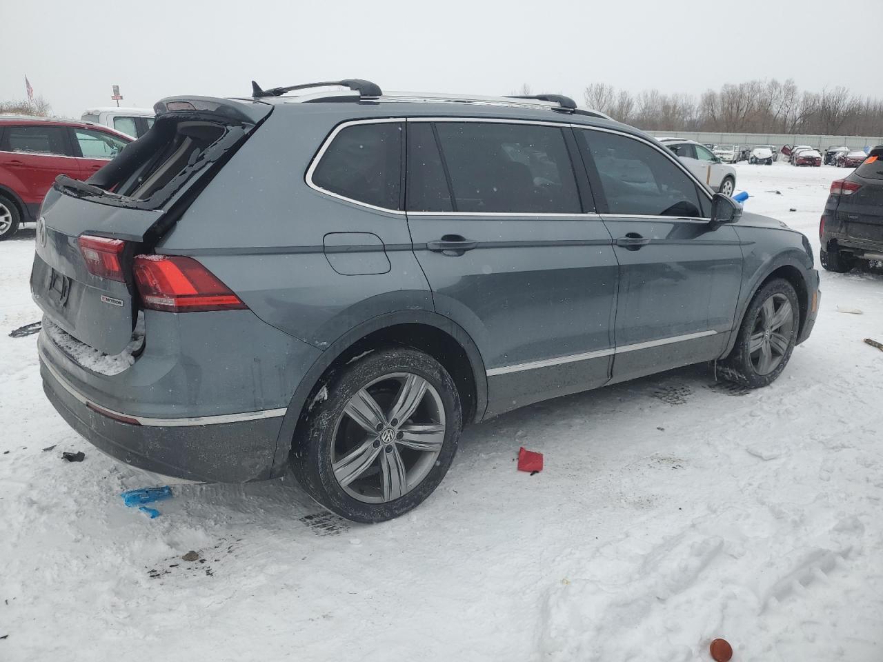 2019 Volkswagen Tiguan - Image 3