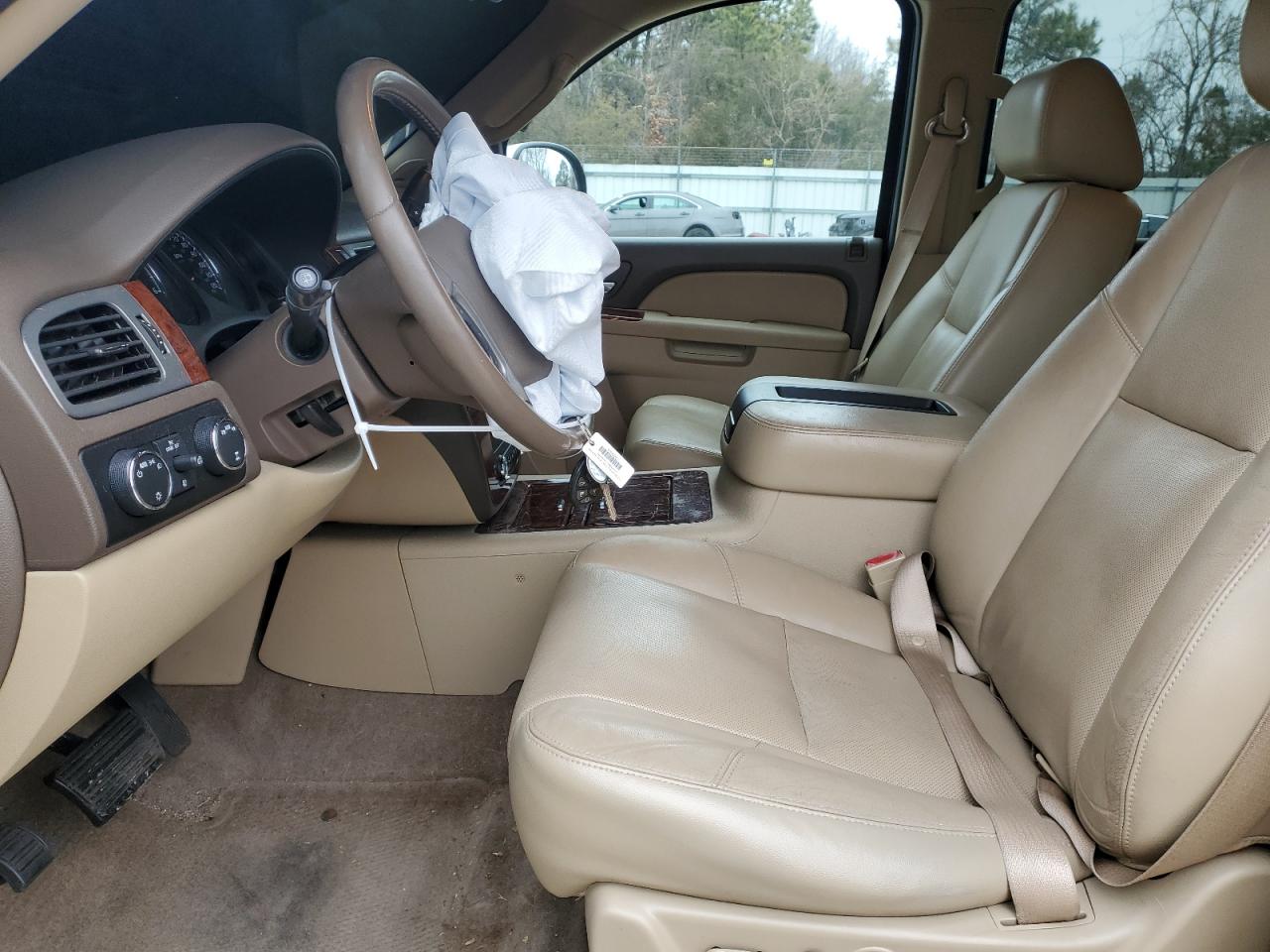 2010 Chevrolet Tahoe - Image 7
