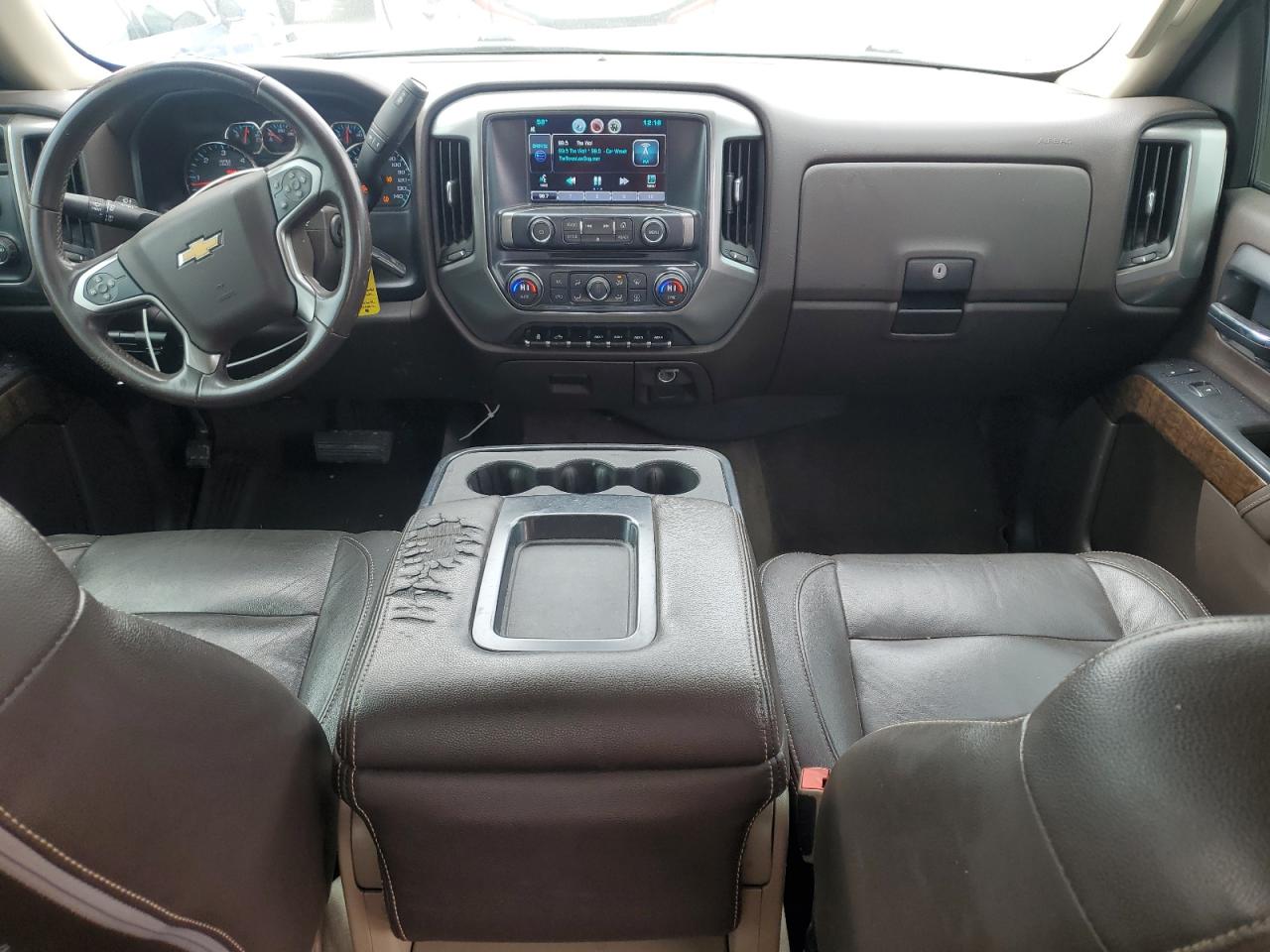 2015 Chevrolet Silverado - Image 8