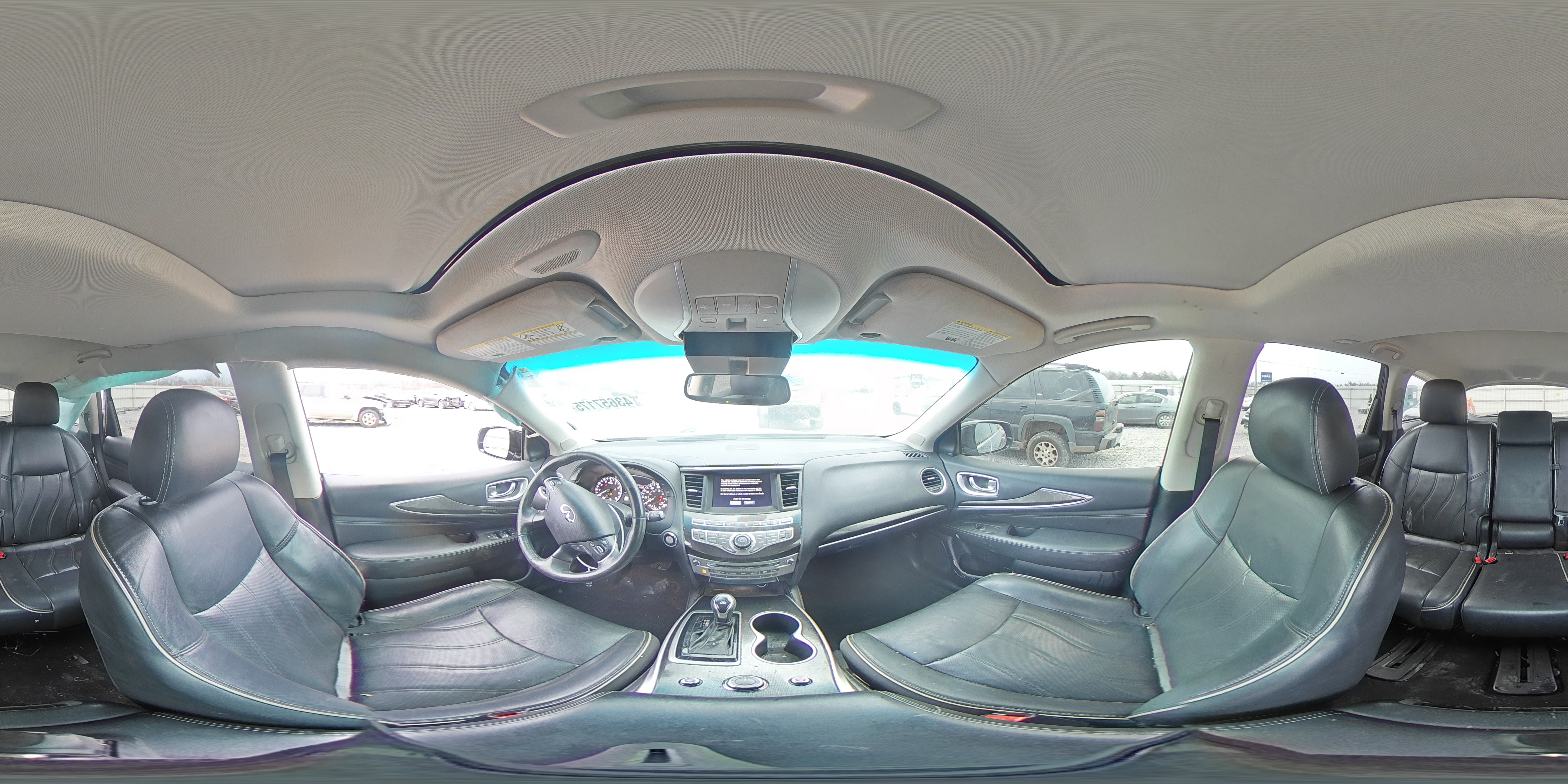 2018 Infiniti QX60 - Image 13