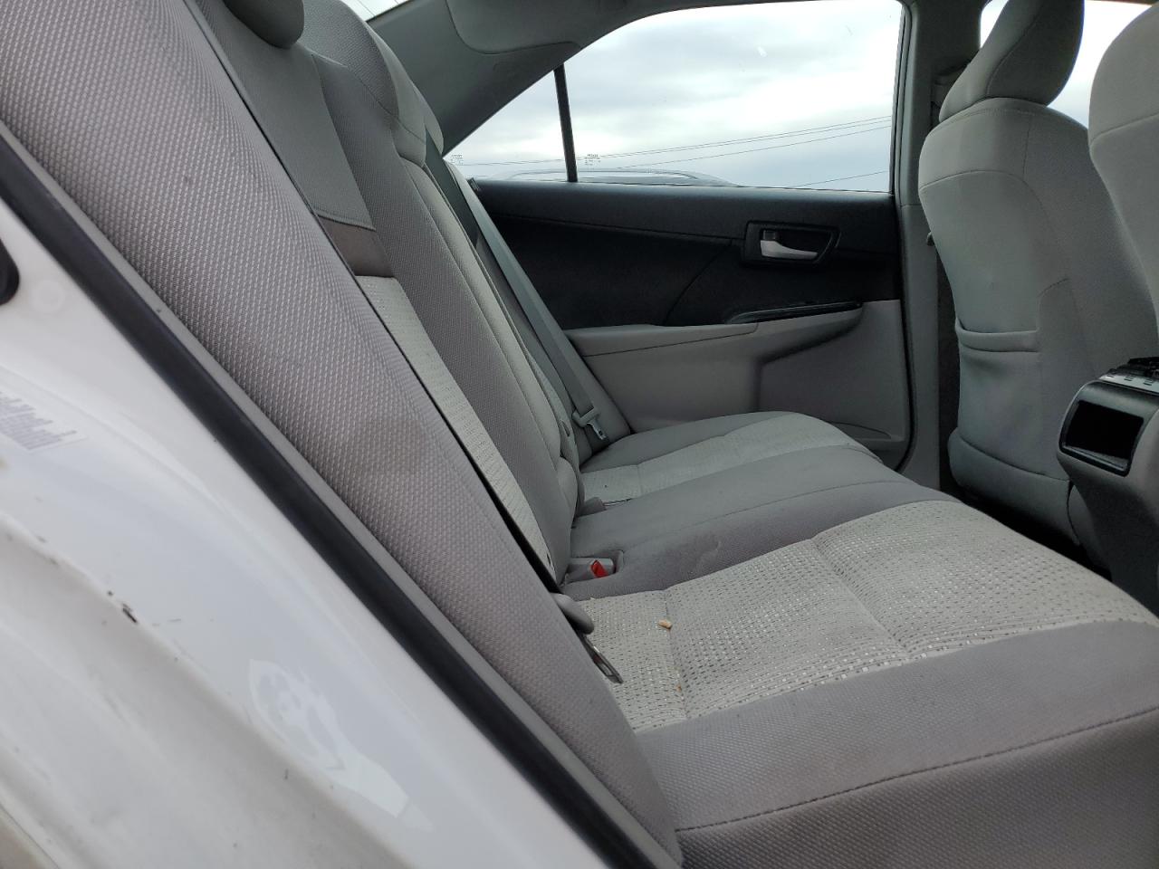 2014 Toyota Camry - Image 10