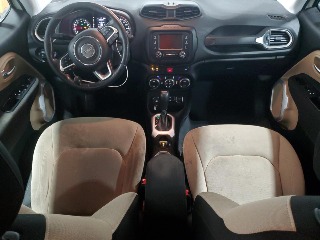 2015 Jeep Renegade - Image 8