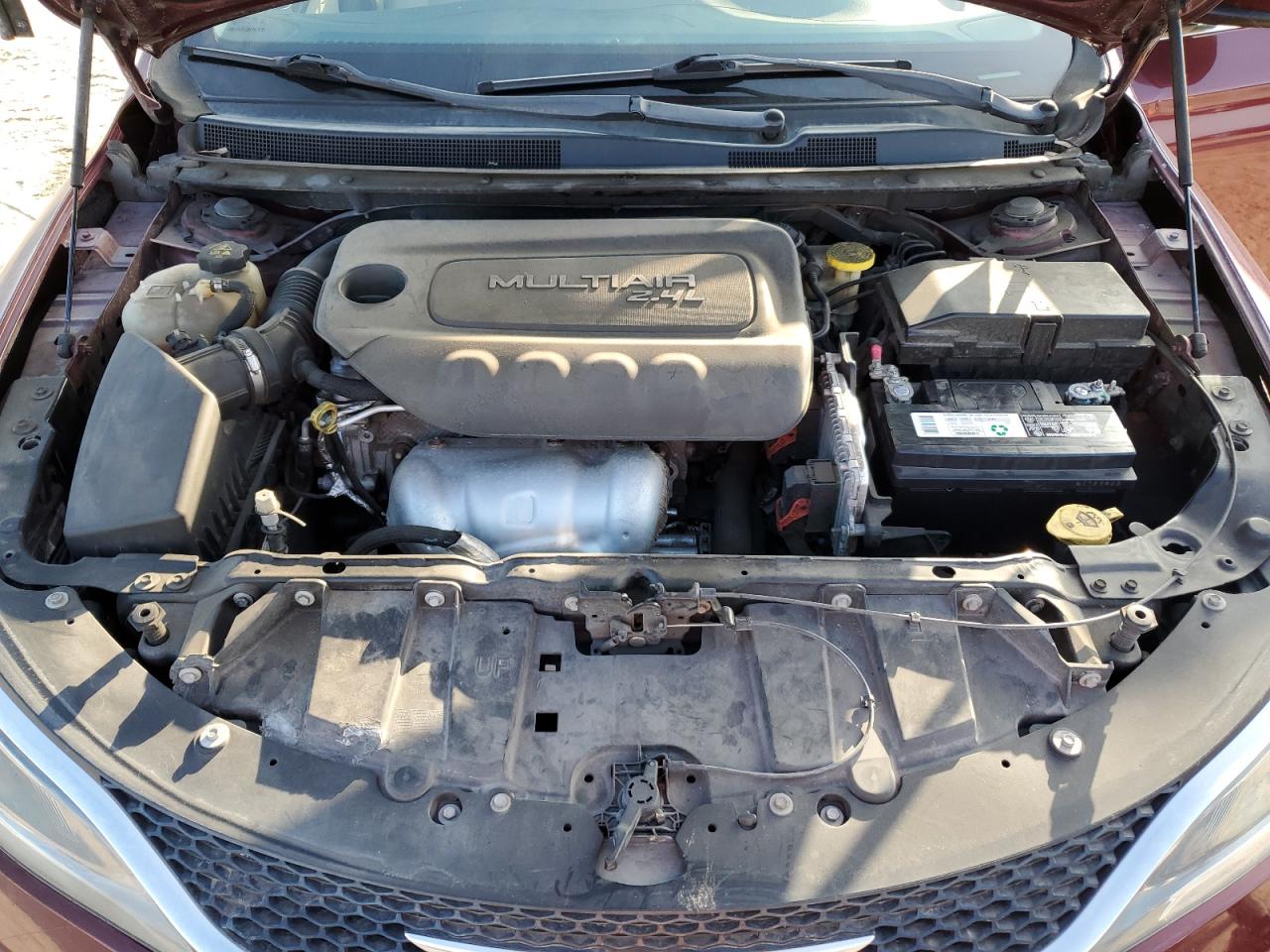 2015 Chrysler 200 - Image 12