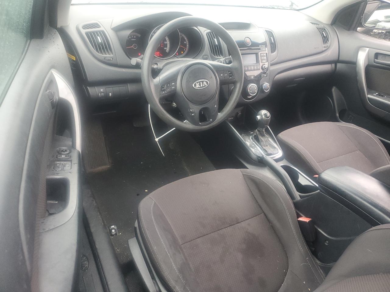 2011 Kia Forte - Image 8