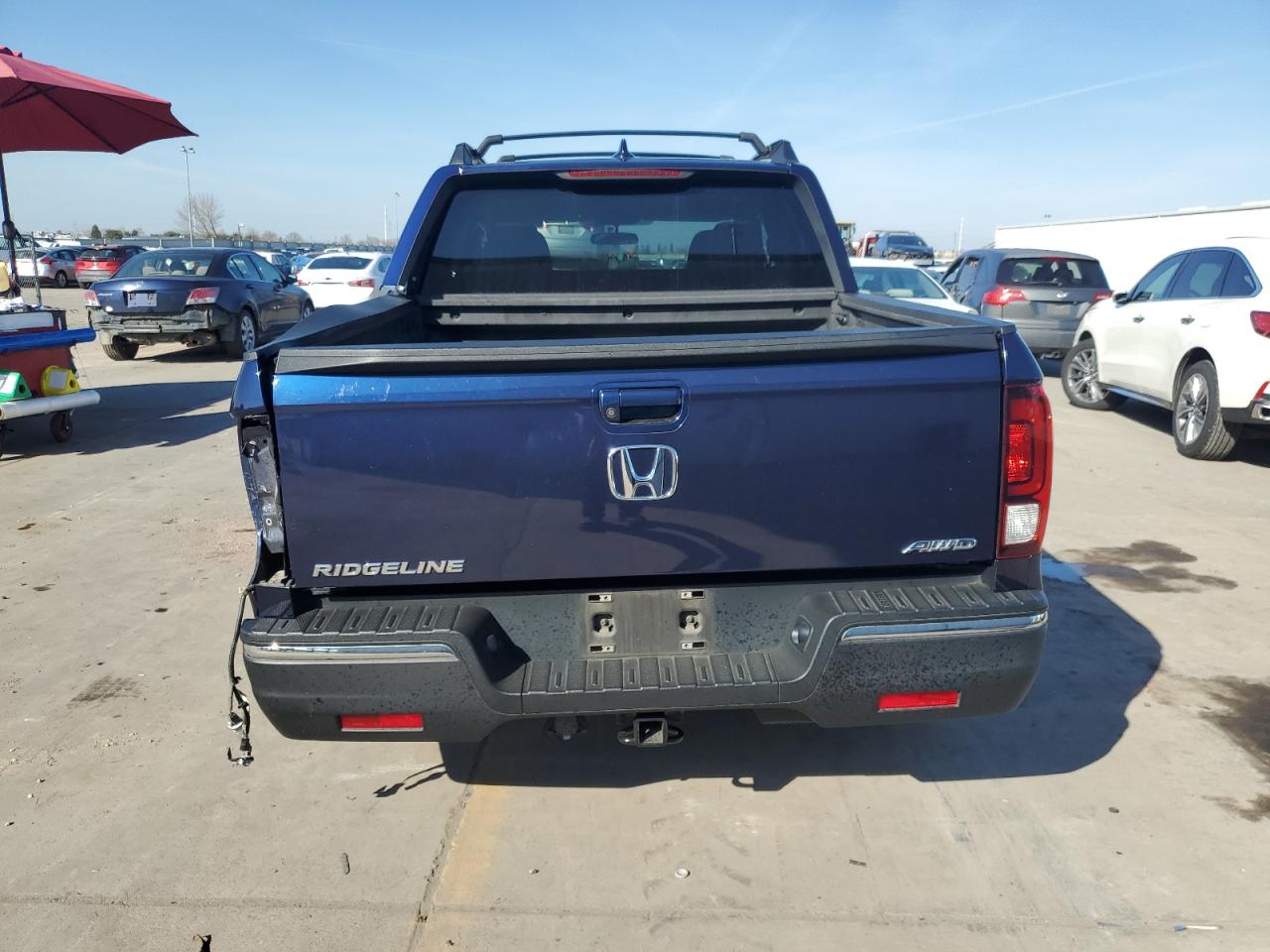 2017 Honda Ridgeline - Image 6