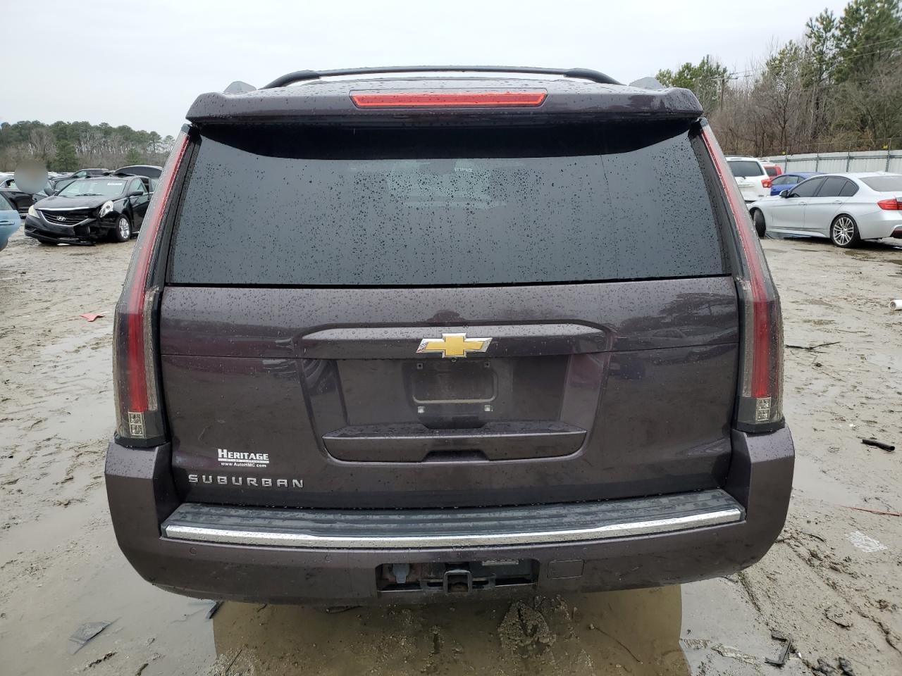 2015 Chevrolet Suburban - Image 6