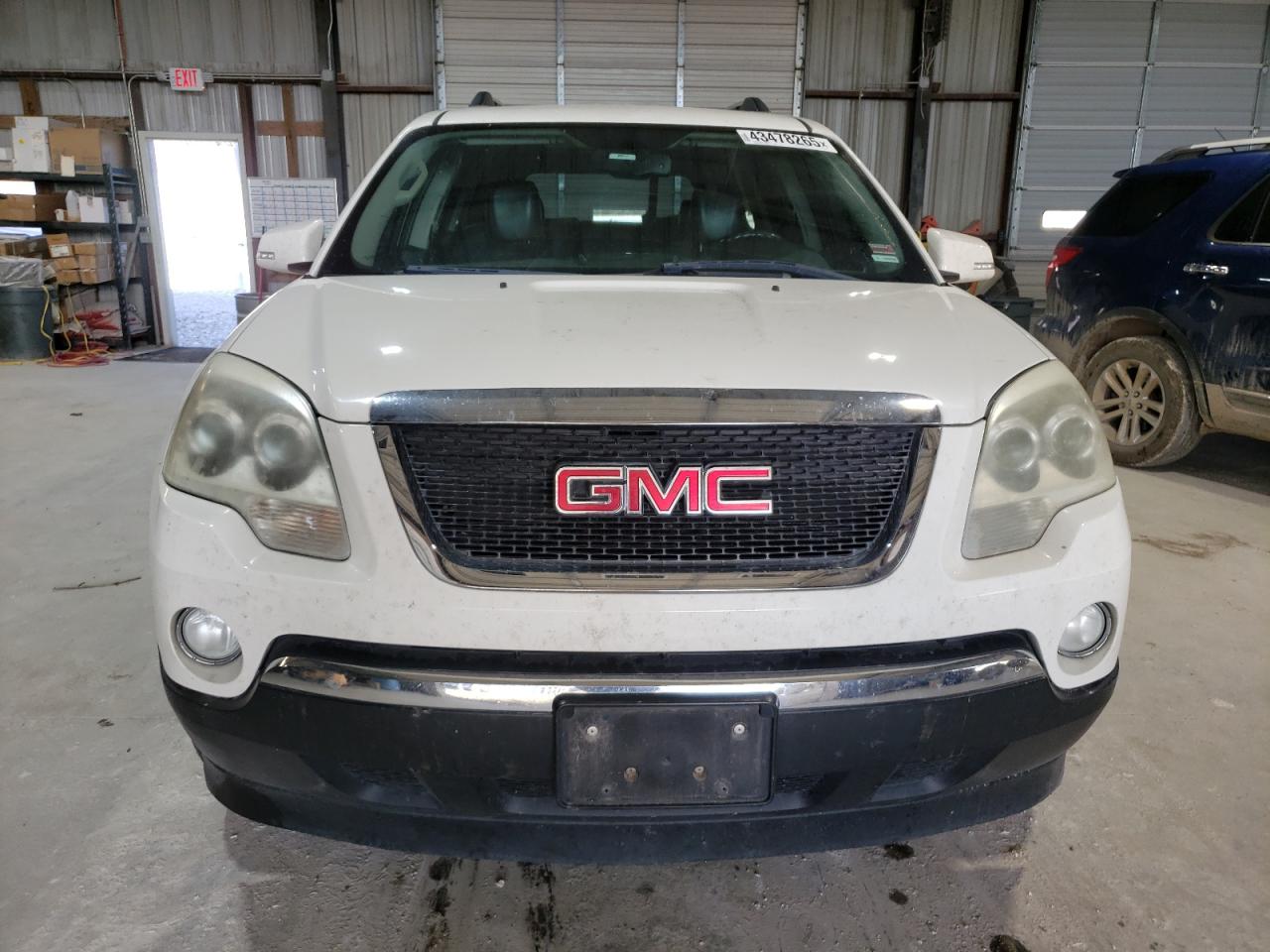 2010 GMC Acadia - Image 5