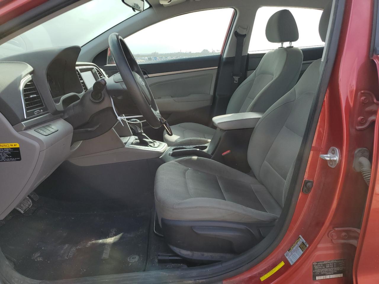 2017 Hyundai Elantra - Image 7
