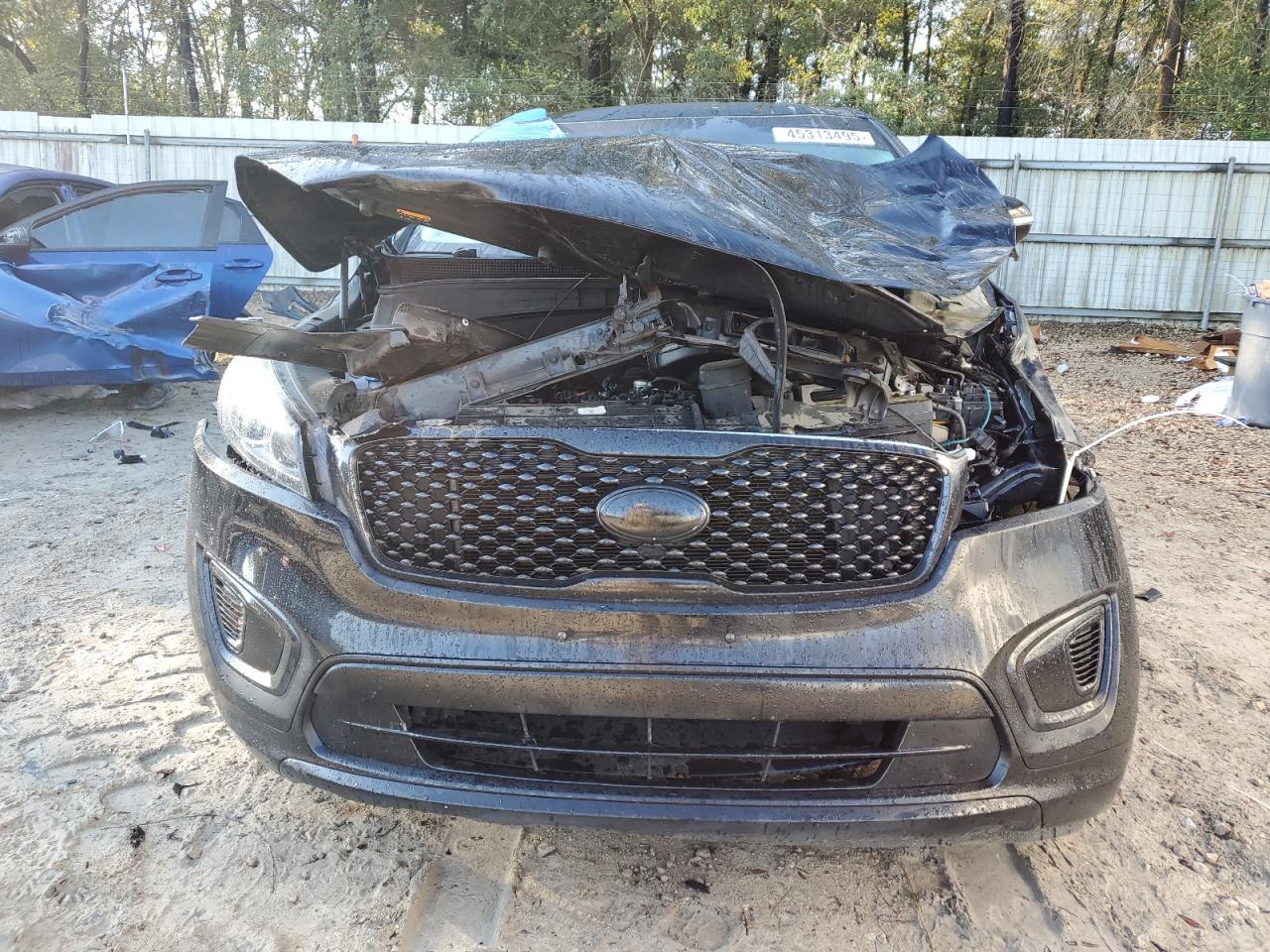 2017 Kia Sorento - Image 5