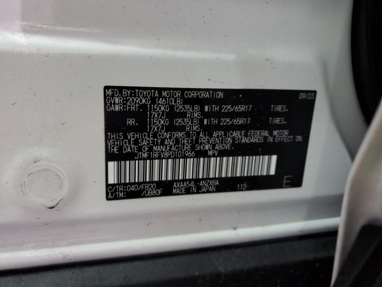2023 Toyota RAV 4 - Image 13