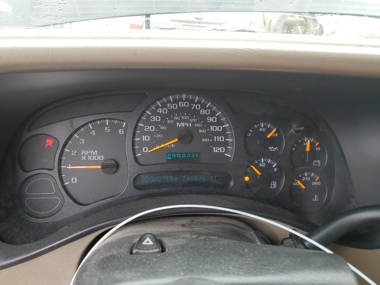 2005 Chevrolet Tahoe - Image 9