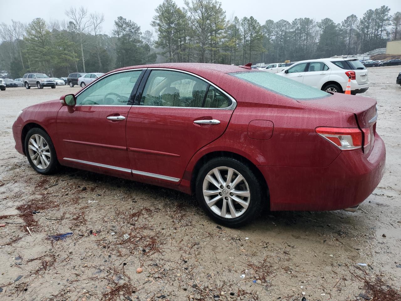 2011 Lexus ES - Image 2
