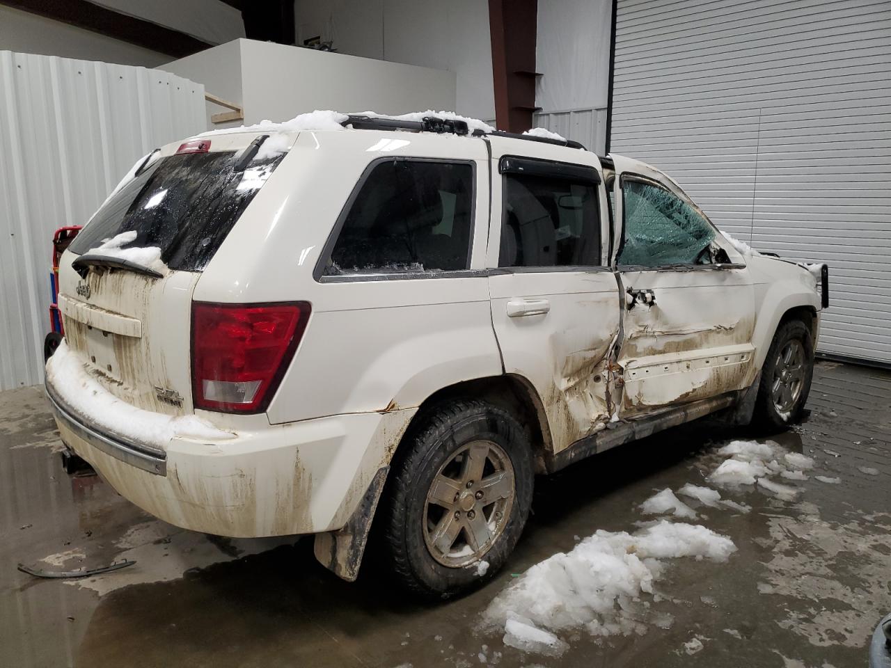 2006 Jeep Grand Cherokee - Image 3