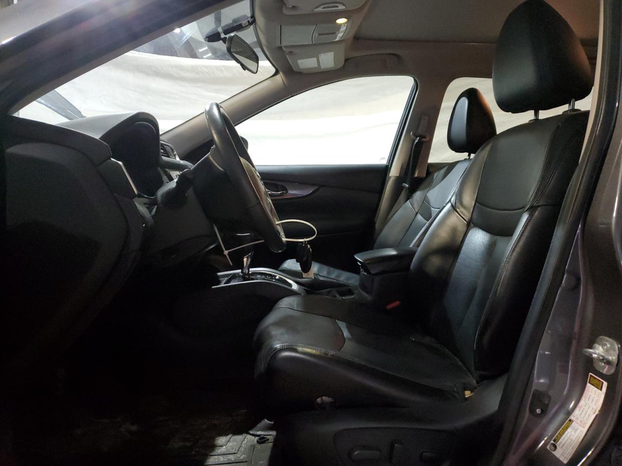 2015 Nissan Rogue - Image 7