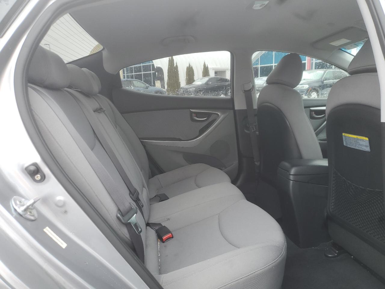 2013 Hyundai Elantra - Image 10