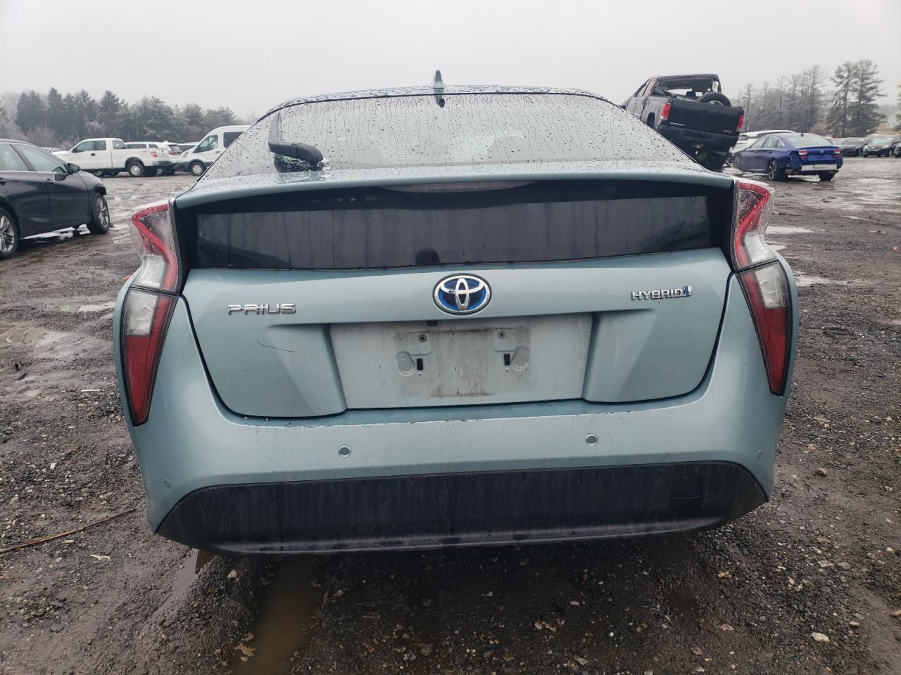 2018 Toyota Prius - Image 6